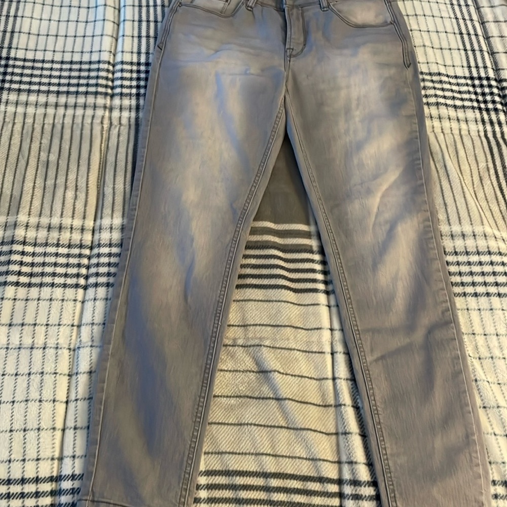 Kensie effortless ankle mid rise grey wash jeans
